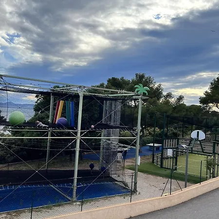 Campsite Mobil Vue Exceptionnelle Et - Domaine De L'ile D'or
