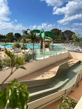 Campsite Mobil Vue Exceptionnelle Et - Domaine De L'ile D'or *